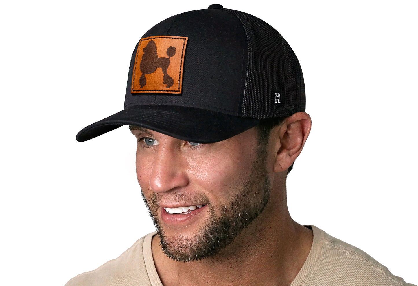Gorra de camionero de cuero con diseño de caniche | Gorra snapback negra con diseño de perro