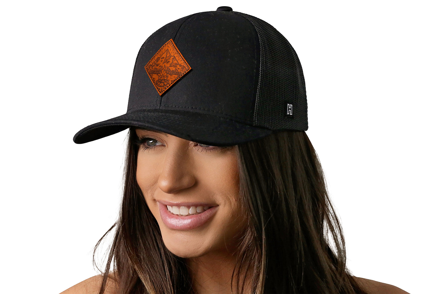 Gorra de camionero Campfire de cuero | Gorra snapback negra para actividades al aire libre