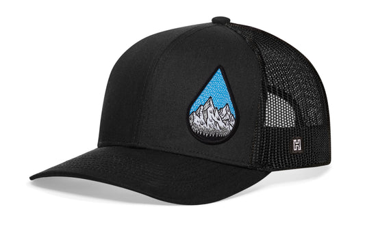 Gorra de camionero con diseño de montañas y árboles y gotas de lluvia | Gorra snapback negra para exteriores