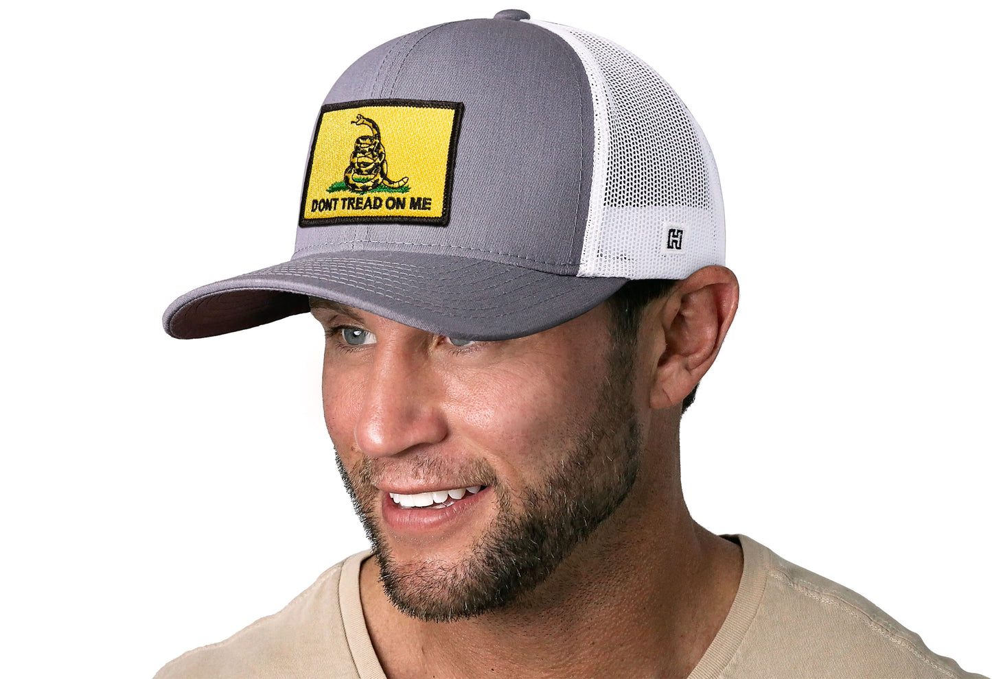 Gorra de camionero Don't Tread on Me | Gorra snapback gris y blanca con bandera de Gadsden