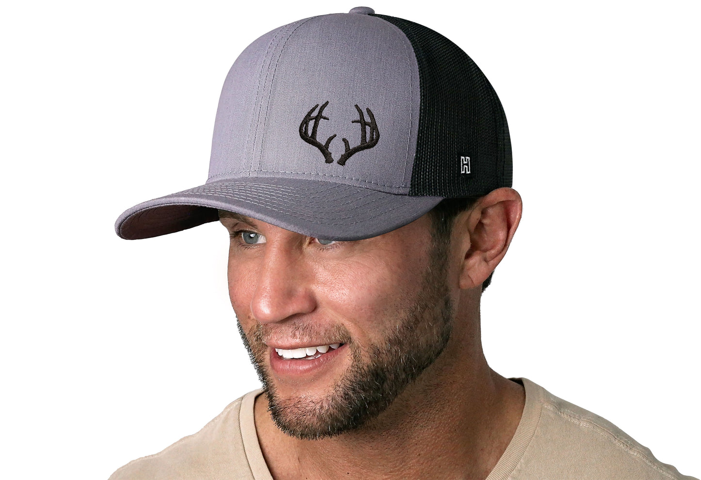 Gorra de camionero Antler | Gorra snapback gris y negra de Buck