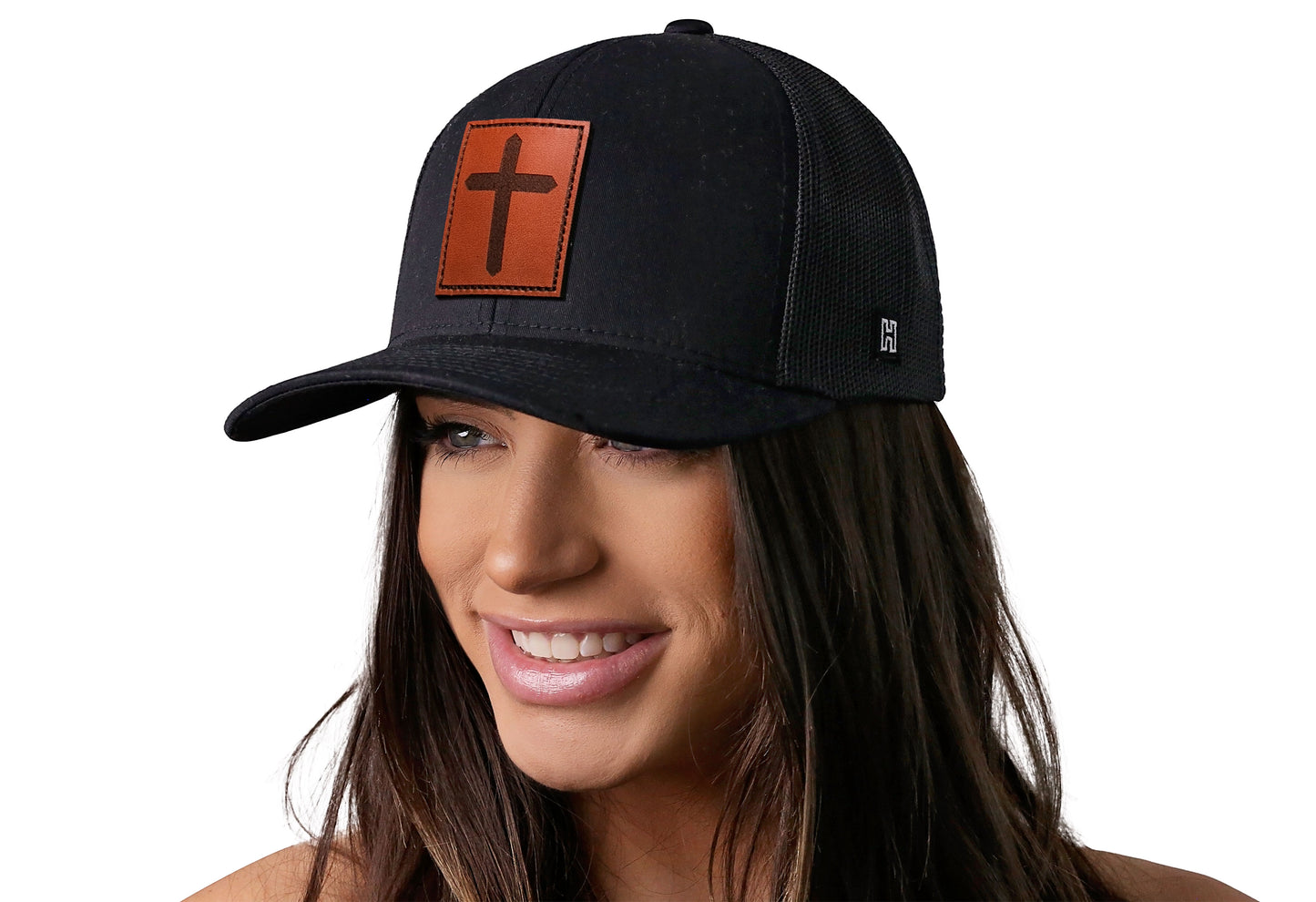 Gorra de camionero con cruz rectangular de cuero | Gorra snapback cristiana negra